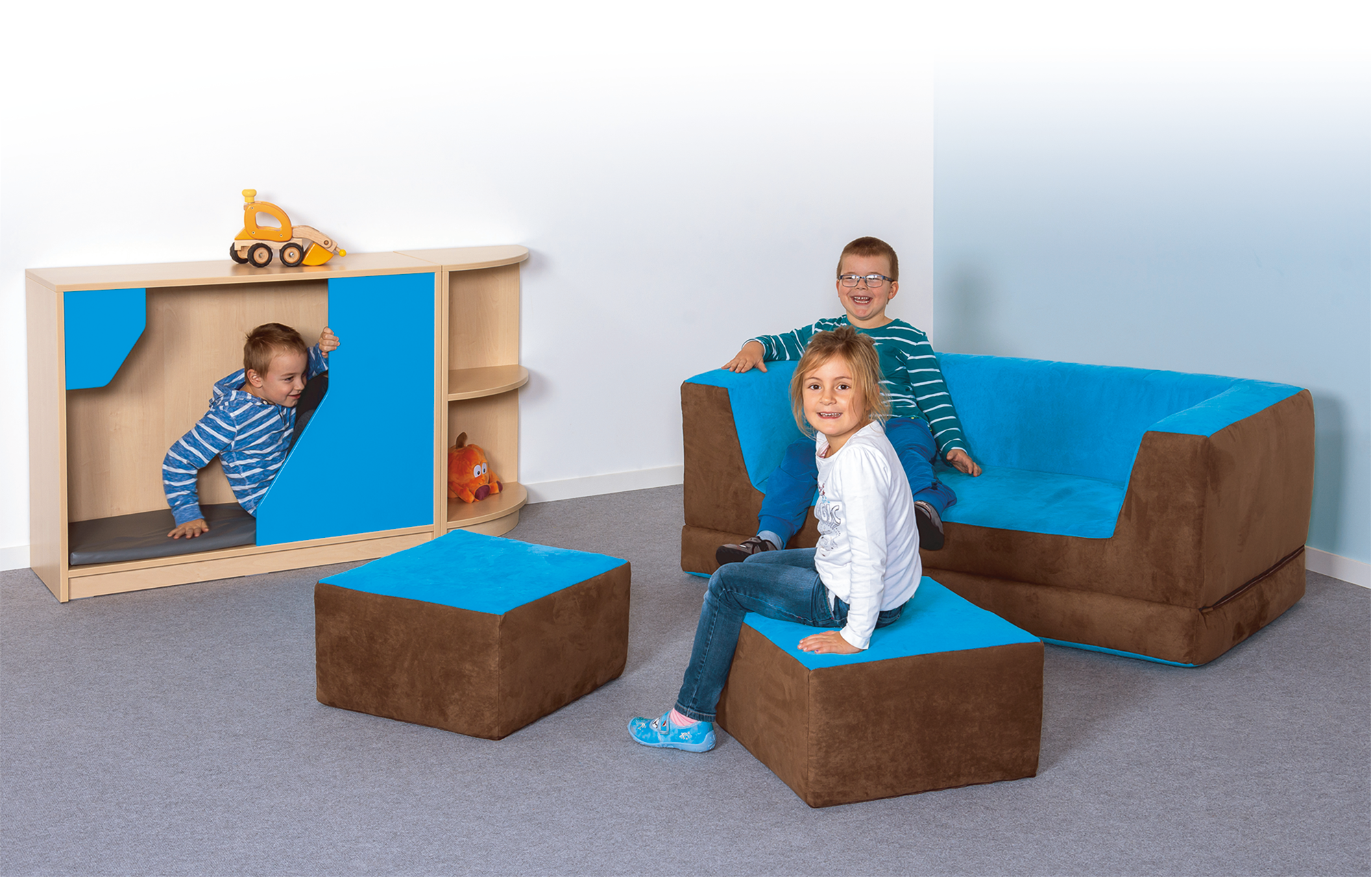 Canapé pliant pour enfants en ensemble avec 2 fauteuils