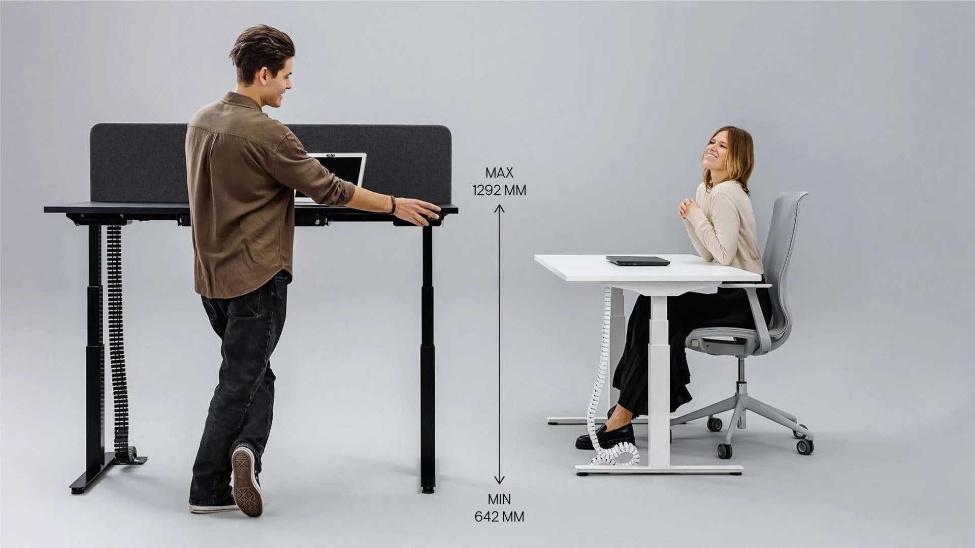 Bureau debout - Pour un environnement de travail flexible et ergonomique ǀ Q-ACTIVE